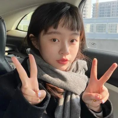 闭上眼睛活着很容易